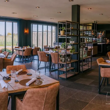 Hoeve Roosbeek Bed and breakfast 4*